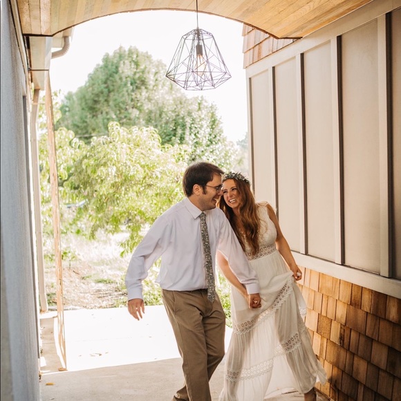 Meet your Posher, Sara - Picture 1 of 1